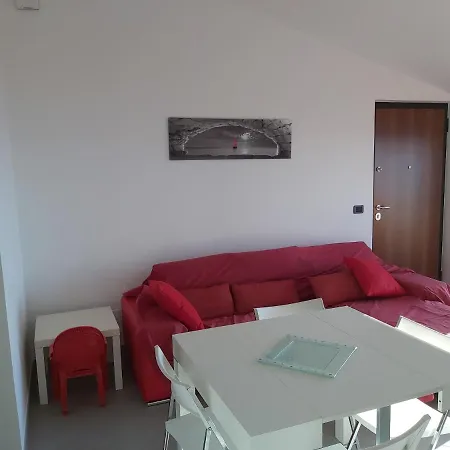 Vista Mare Apartment *